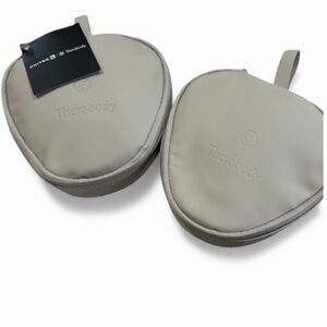 United Airlines x Therabody Polaris Amenity Kit Pouch Bundle NWT Travel Set